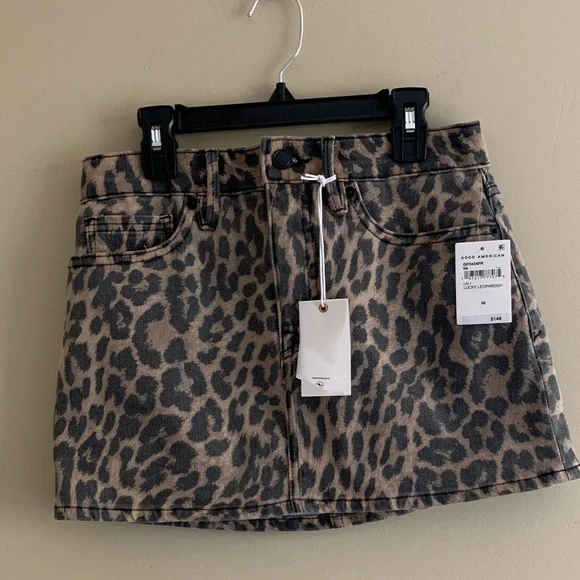 GOOD AMERICAN Good 90s Mini Skirt in Lucky Leopard001 - Size: 00/24 - Picture 5 of 7